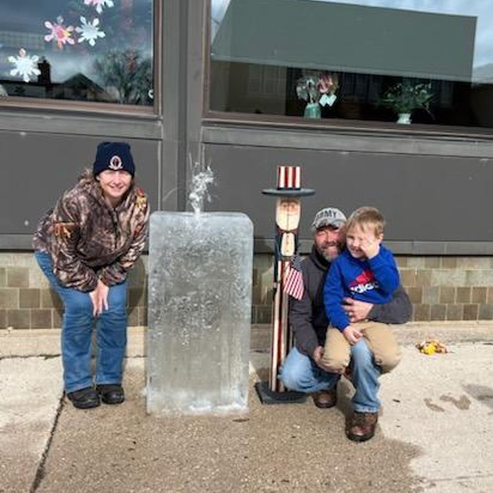 Ice carving 2024 70