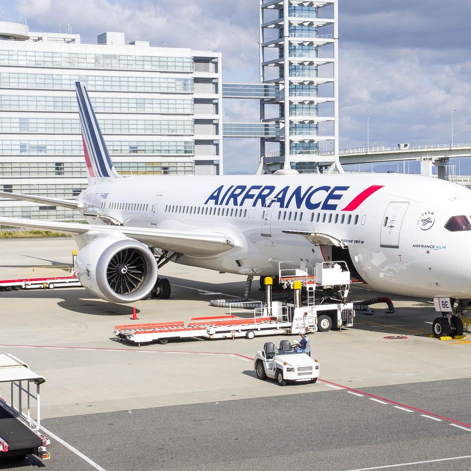 Airport g6a999ffb8 1920