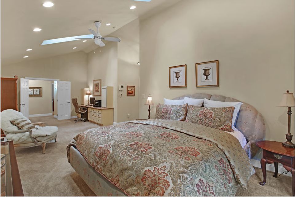 3b1a9c94 fbaf 4dc2 9d33 5d40f0bc17c0 (1)