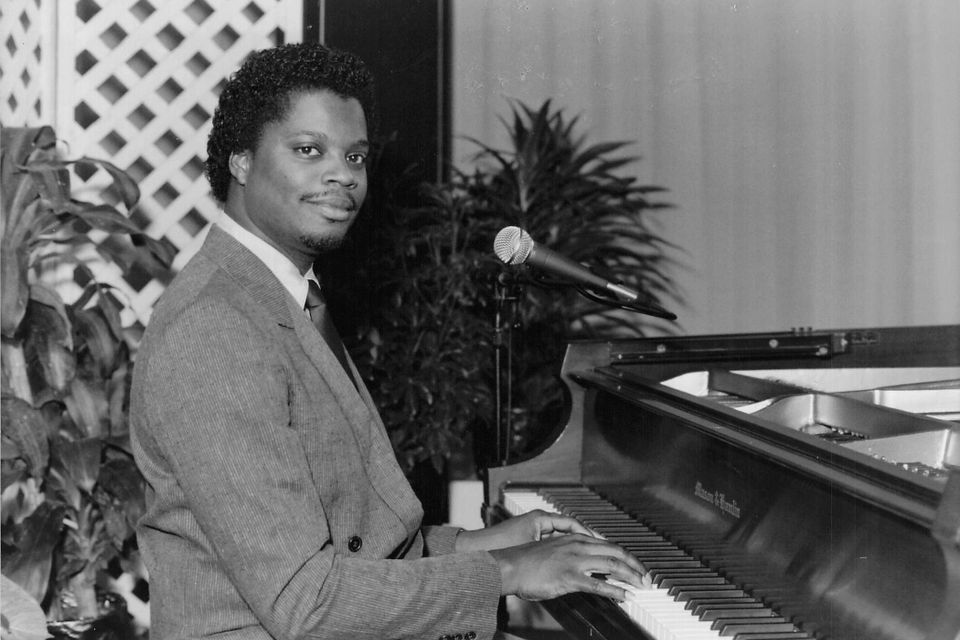 7 at piano 1983