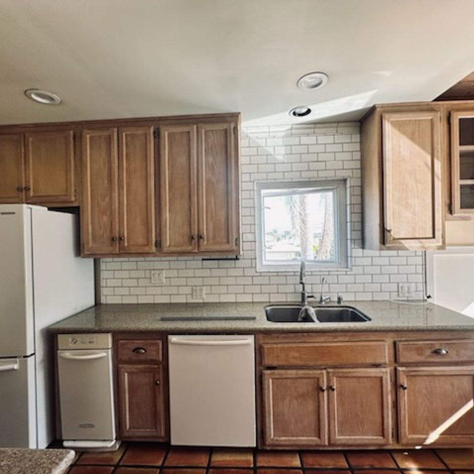 After remodel kitchen cabinets