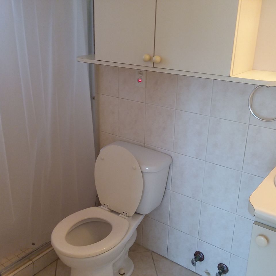 Lot 93 master bath