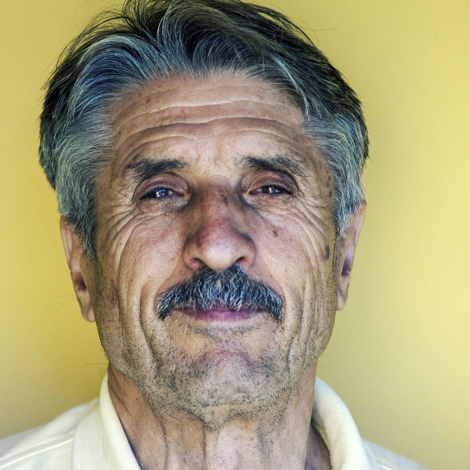 Elderly 57e8d14648 1920