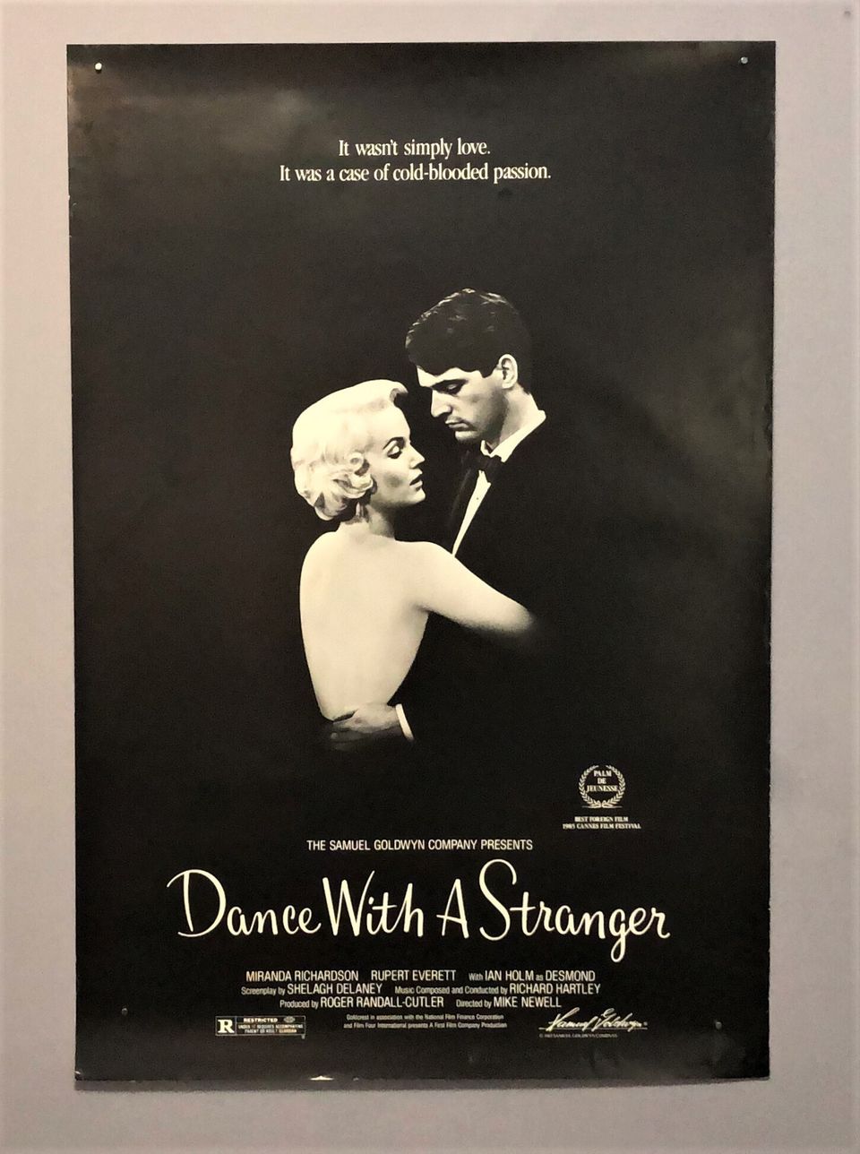 Movie dancew with a stranger
