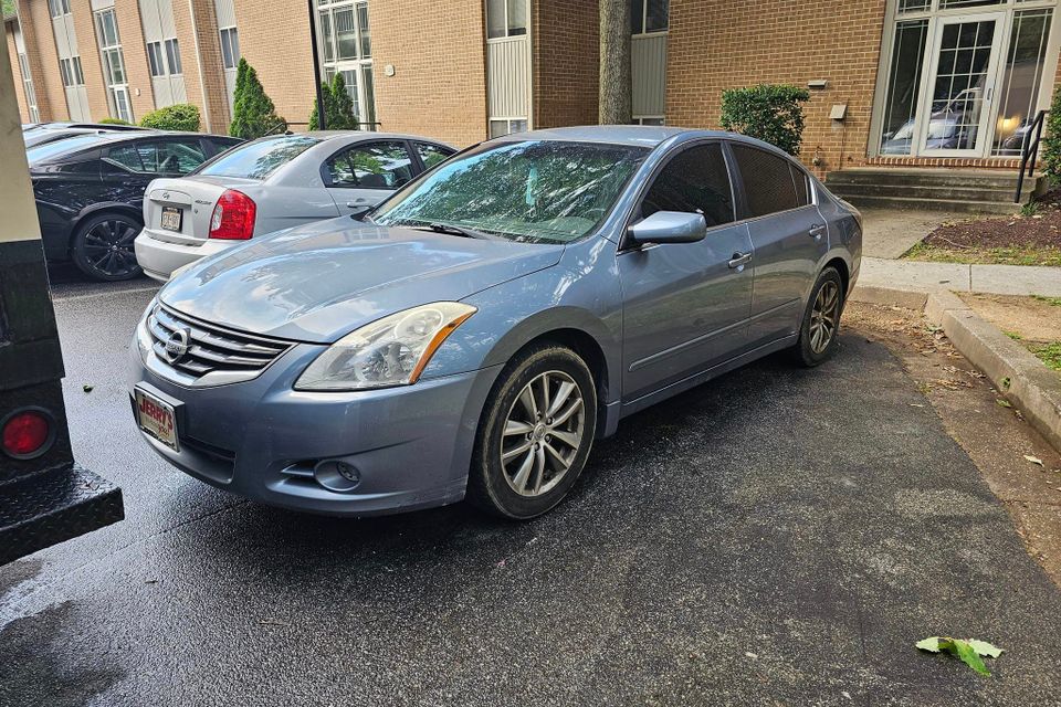 Nissan sentra