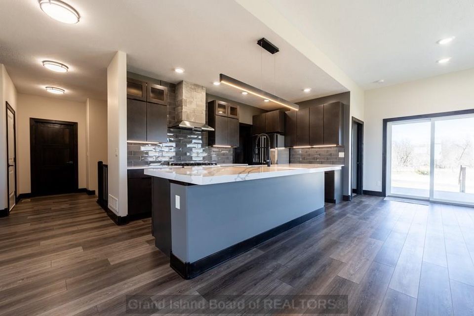 431 ponderosa grand island  ne 68803 a 7