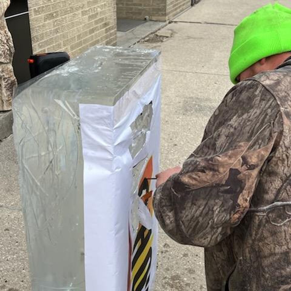 Ice carving 2024 10