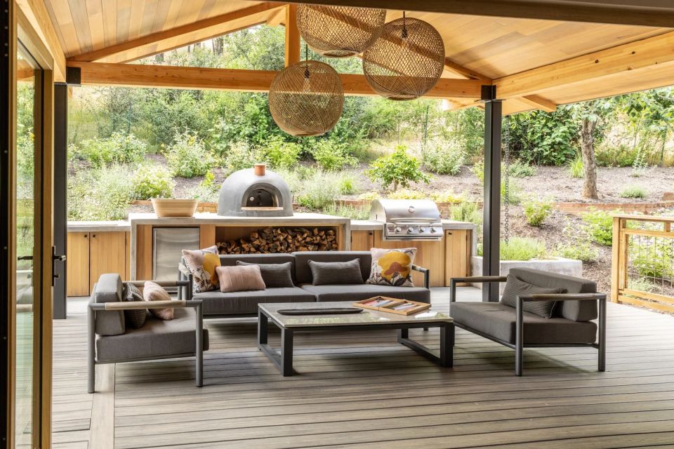 Wendiellensue healdsburg hires 40