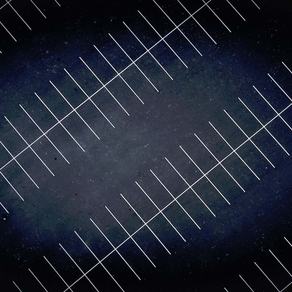 Black 54e5d34a49 1920