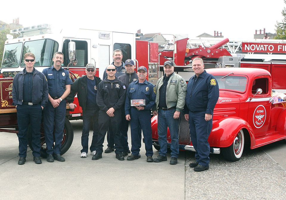 Fire chiefs and tony20161127 14642 t2lks0