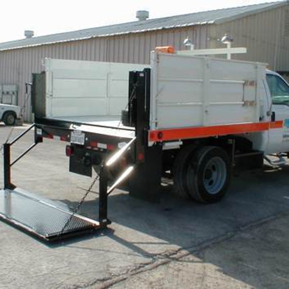 Tommygate lift n dumpl