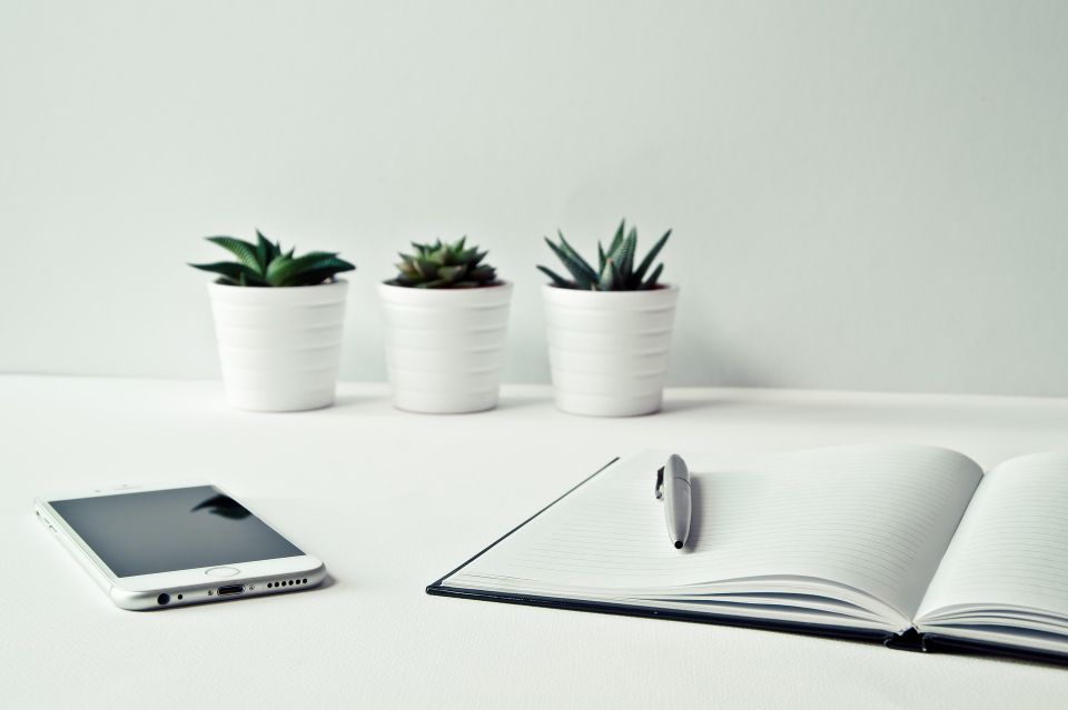 Desk g85b2d1a06 1920