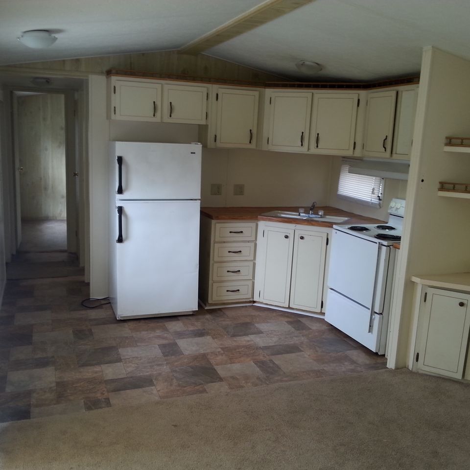 Lot 84 kitchen