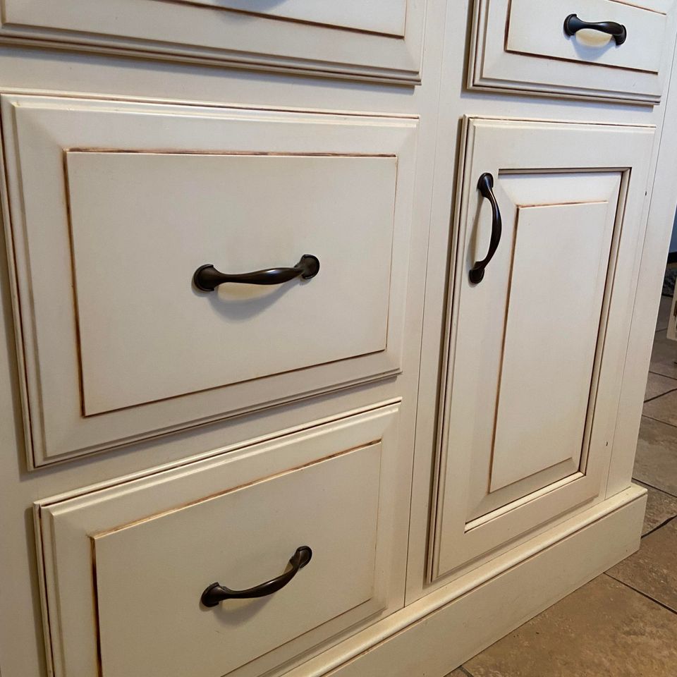White kitchen