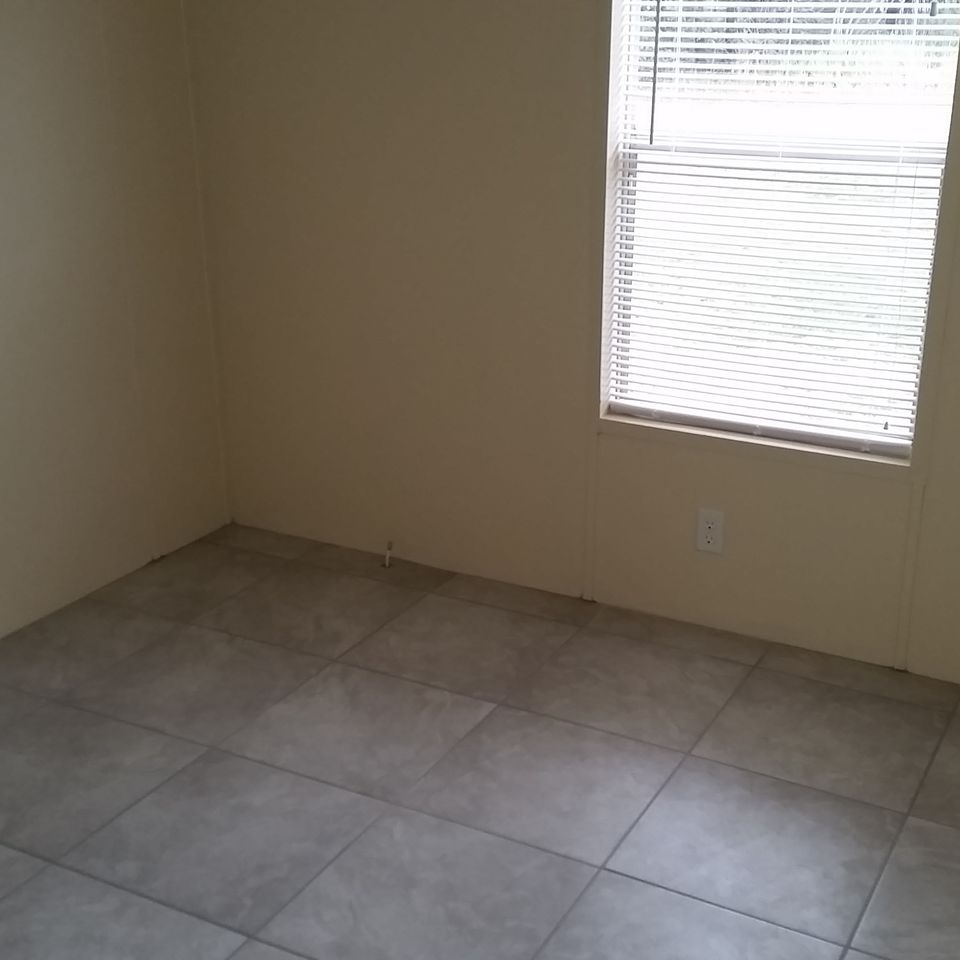 Spare room b 862020180103 21016 1dem79d