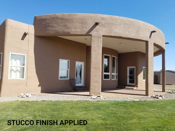 10stuccofinishapplied