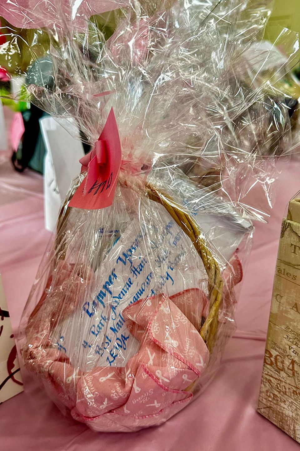 Pink ribbon golf 2024 auctions 19