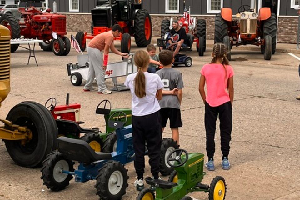 Kids tractor pull 2026