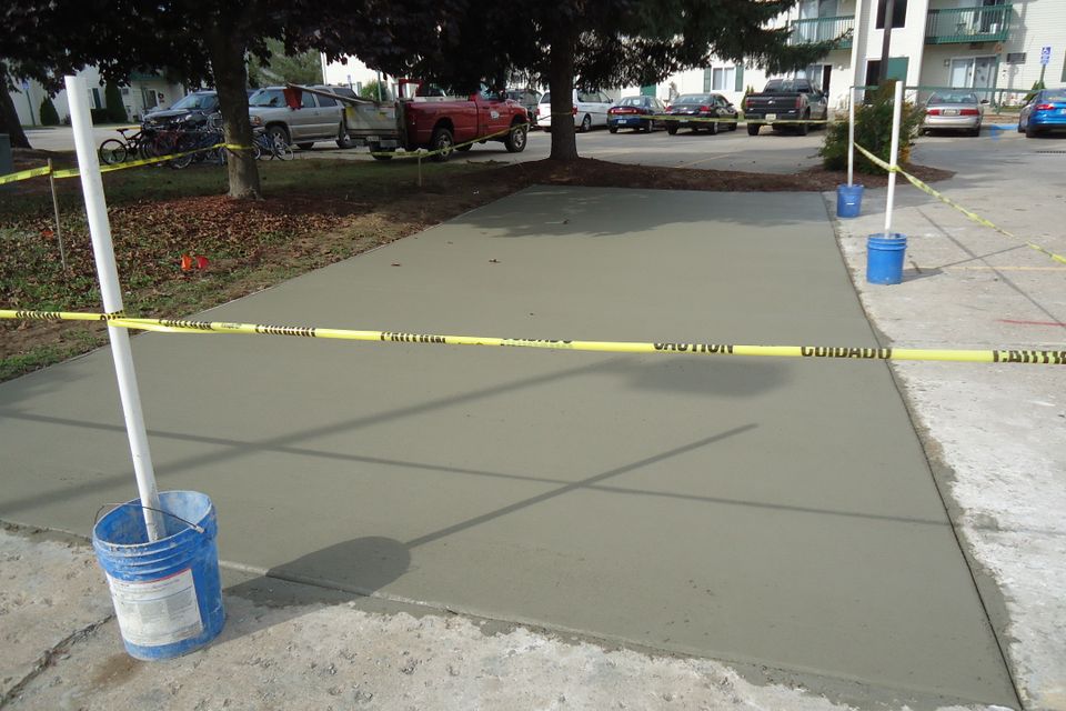 Aspen concrete r r 2