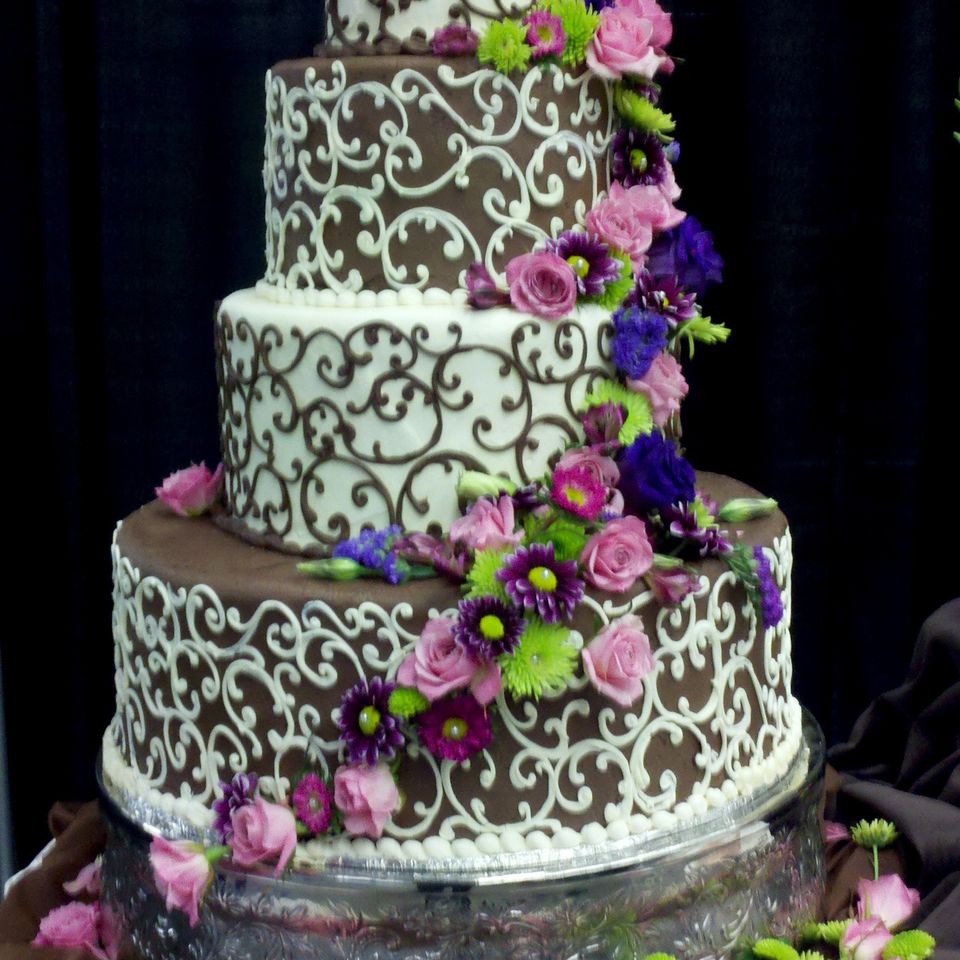 Wed cake 16220180617 12715 dkva0m
