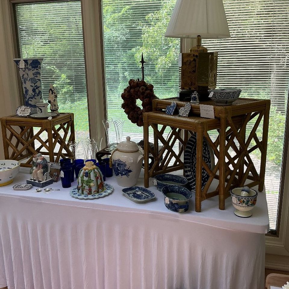 Larrison estate sales woodfield cincinnati095