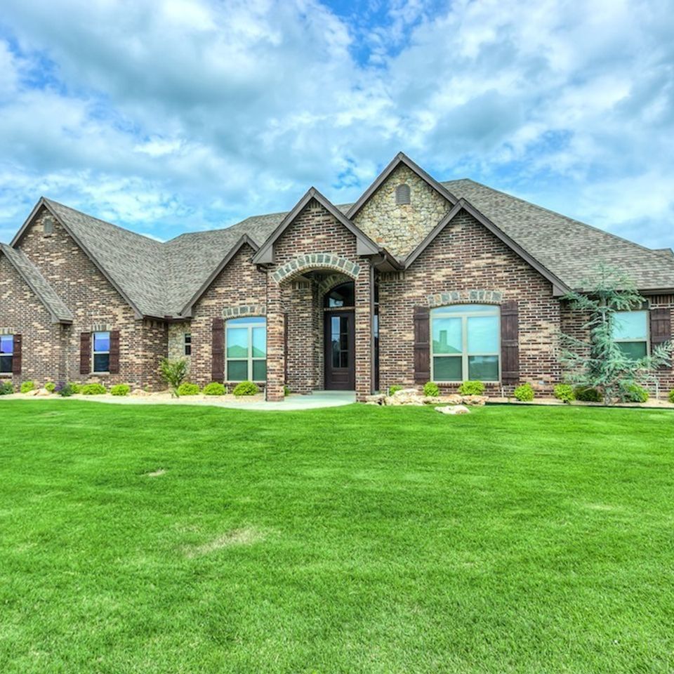 Nuredo magazine   tulsa oklahoma   neighborhoods   stone canyon cover story   oakwood 2 960