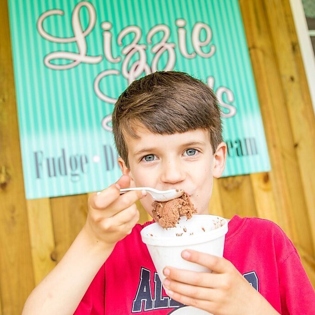 Lyon Family Farms The Farm Attraction of the Tennessee Valley Taft, TN