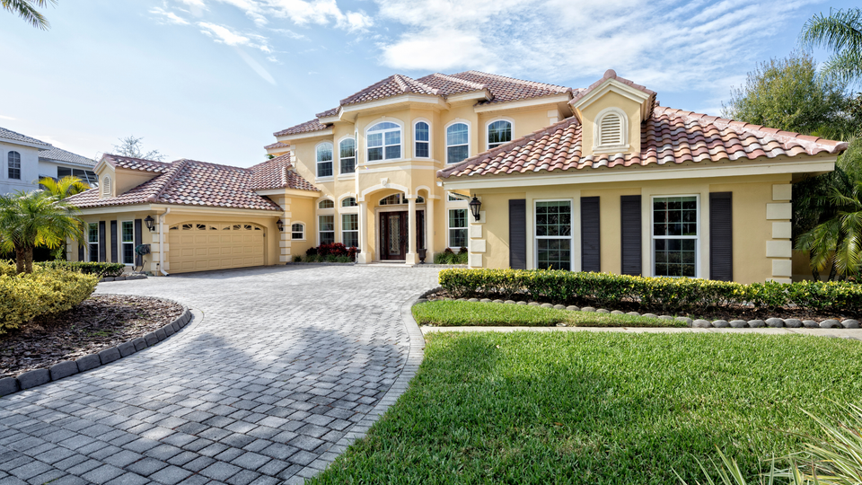 Asphalt vs concrete driveway  cost analysis