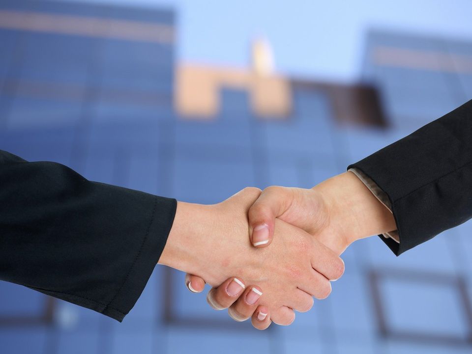 Handshake g8723790e6 1920