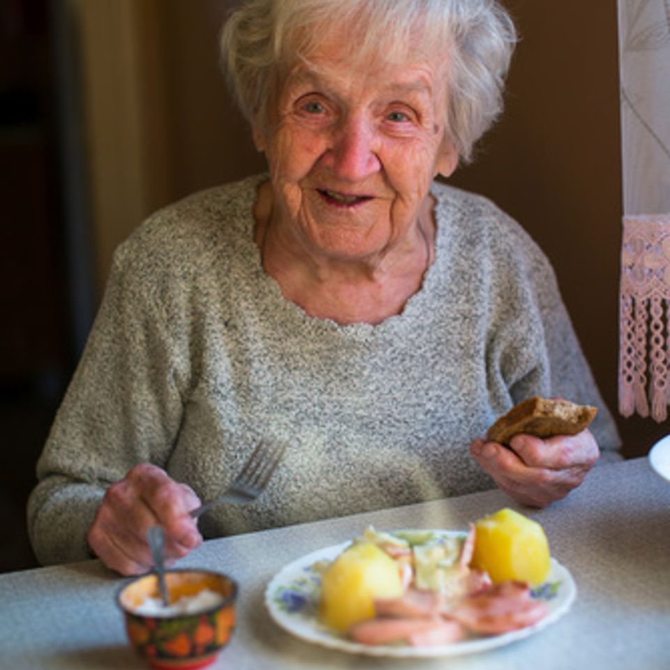 Dining1