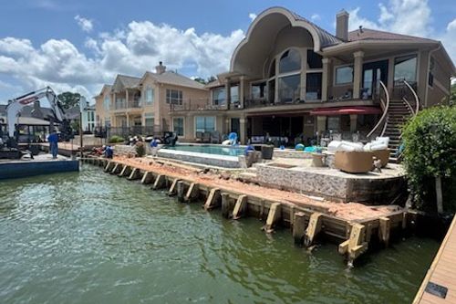 Lake‑front seawall and pool renovation in Spring, TX