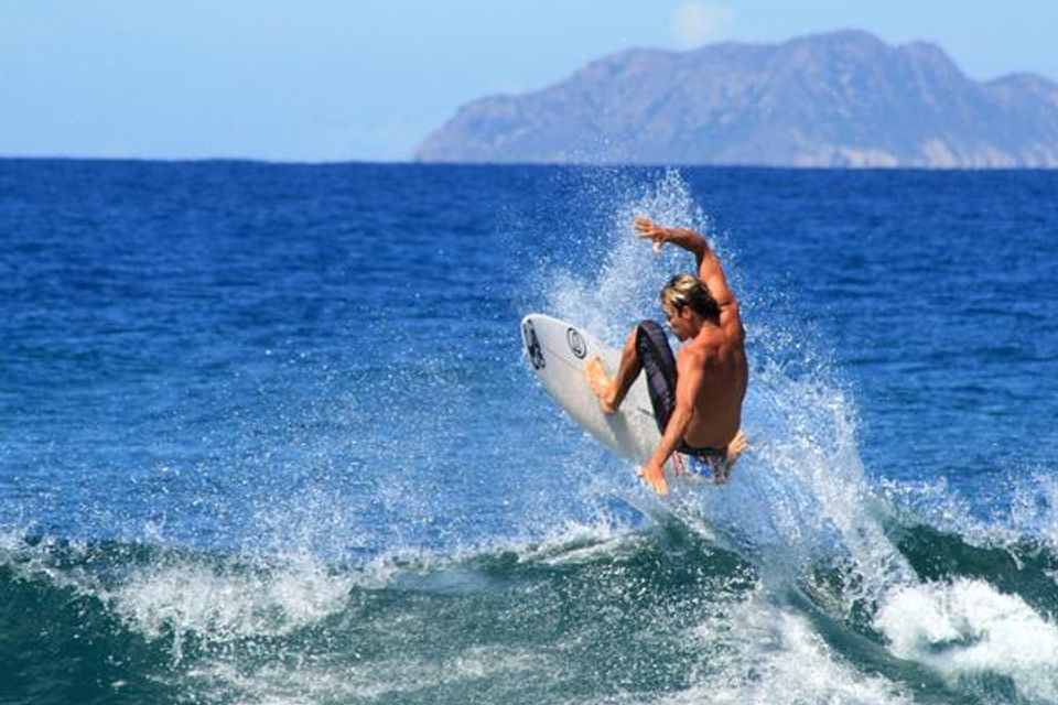 Rincon surfing desecheo