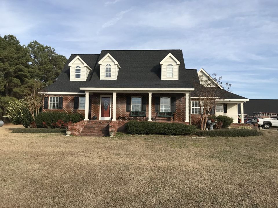 Wayne Sanchez Roofing LLC, Roofing Contractor Goldsboro NC, Roofing Company near Goldsboro NC, Wayne Sanchez Roofing NC, Roofer Goldsboro NC, Residential Roofer Near Me, 