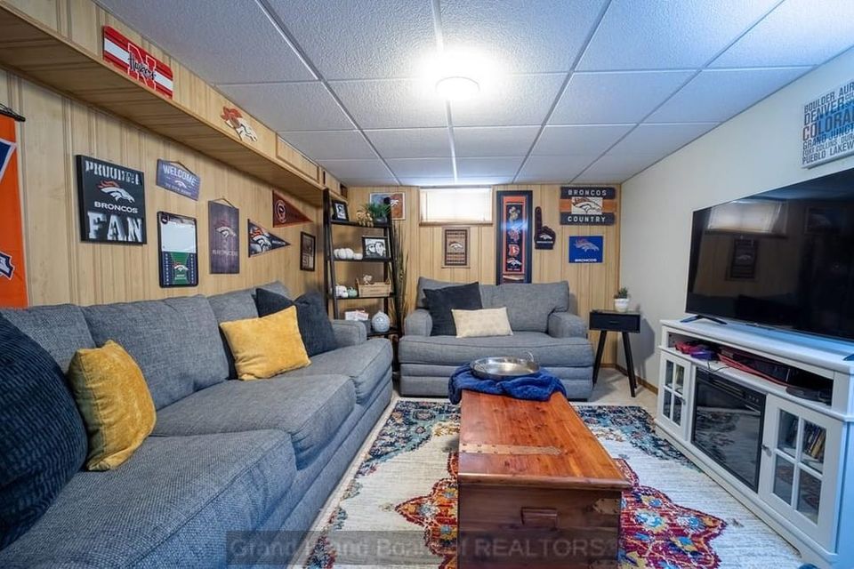 1315 n park ave grand island ne 68803 c 4