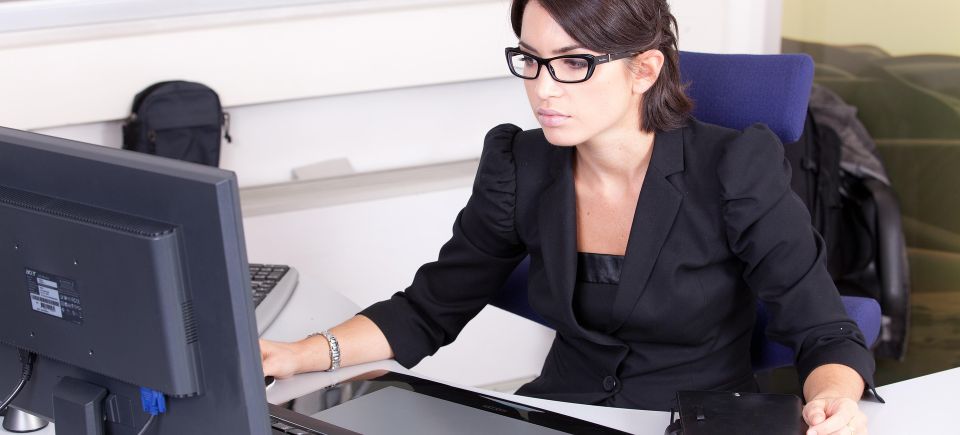 Secretary g87dd2f86f 1920