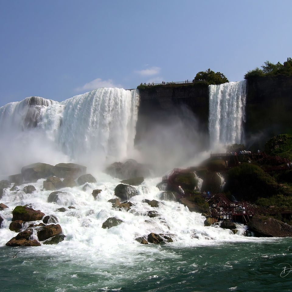 Niagara falls