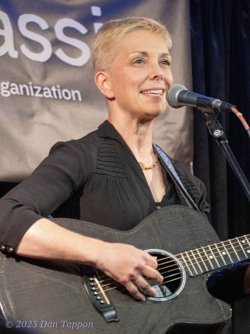 Singer songwriters erin ash sullivan and rupert wates2