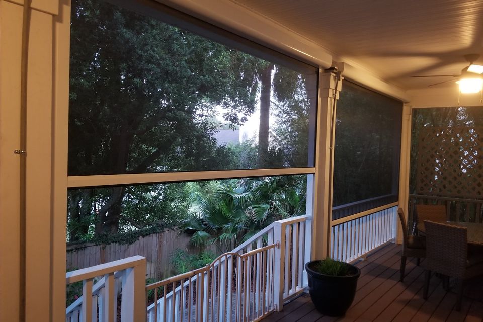 Tree of life2 retractable screen1porch
