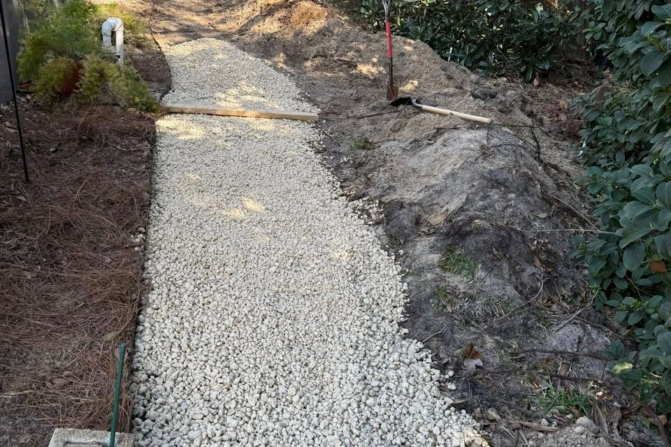 Material being laid out after delivery by JNJ Hauling Solutions of Citrus County