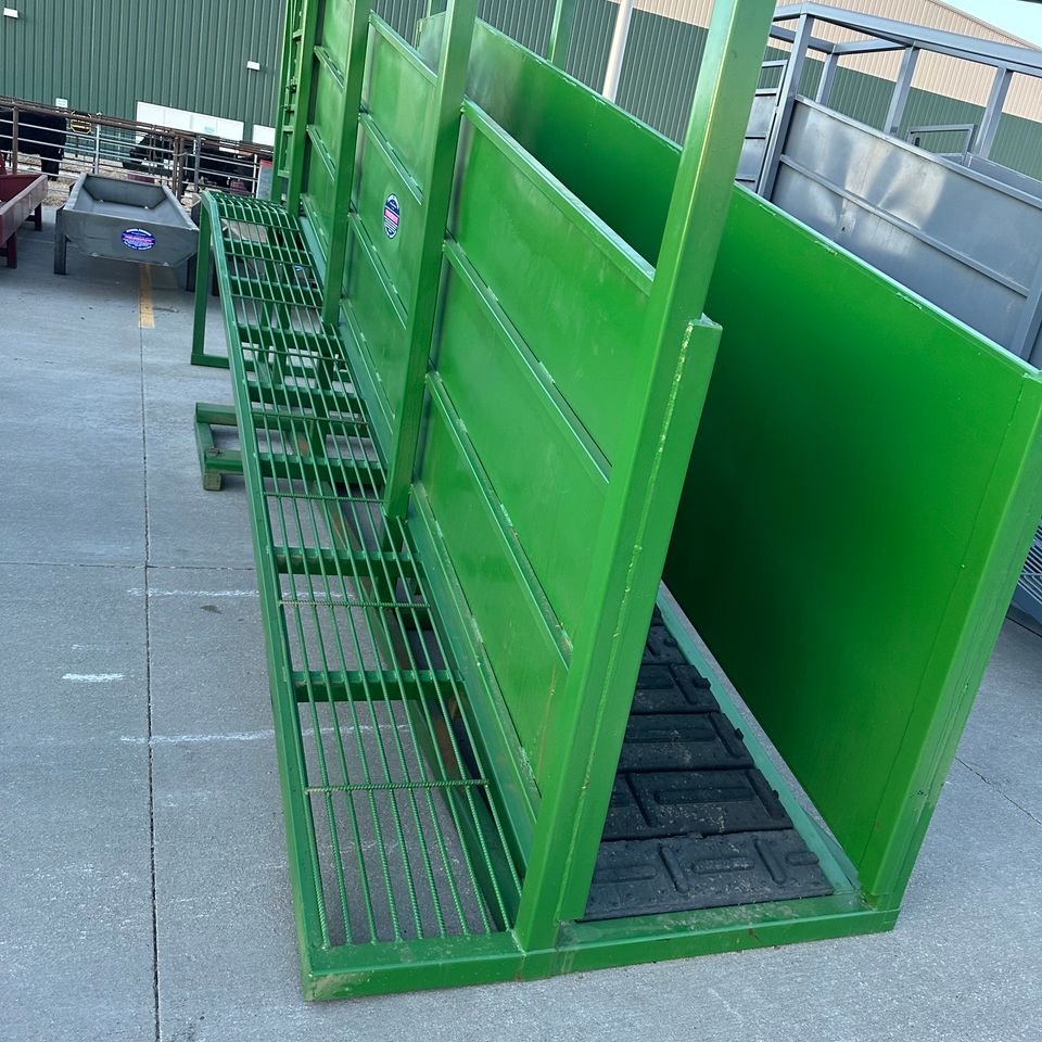 Single loading chute(1)