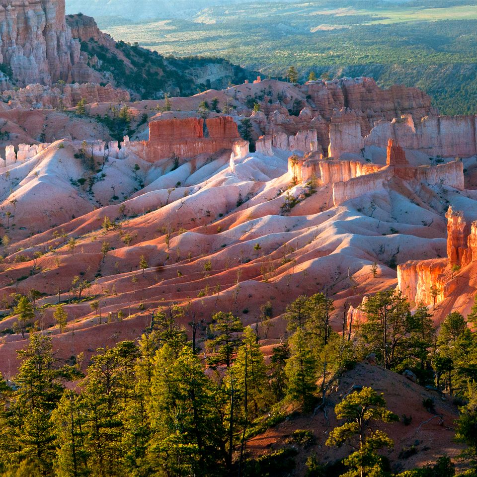 Bryce sunrise wide