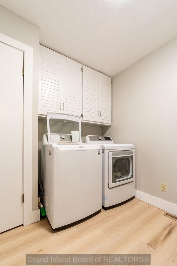 3127 woodridge blvd grand island ne 68801 b 7