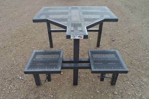 Shooting table