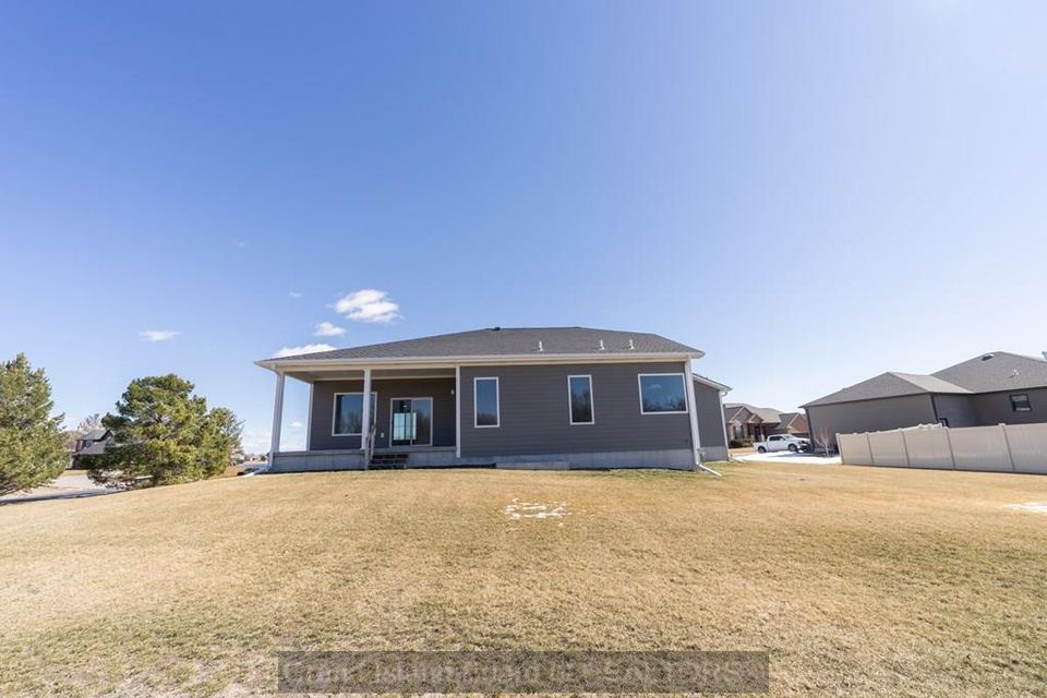 431 ponderosa grand island  ne 68803 f 1