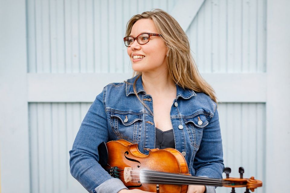 Cynthia macleod