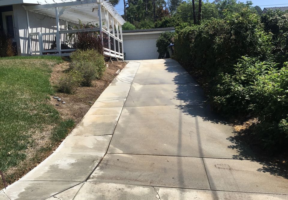 Concrete Driveway Washing