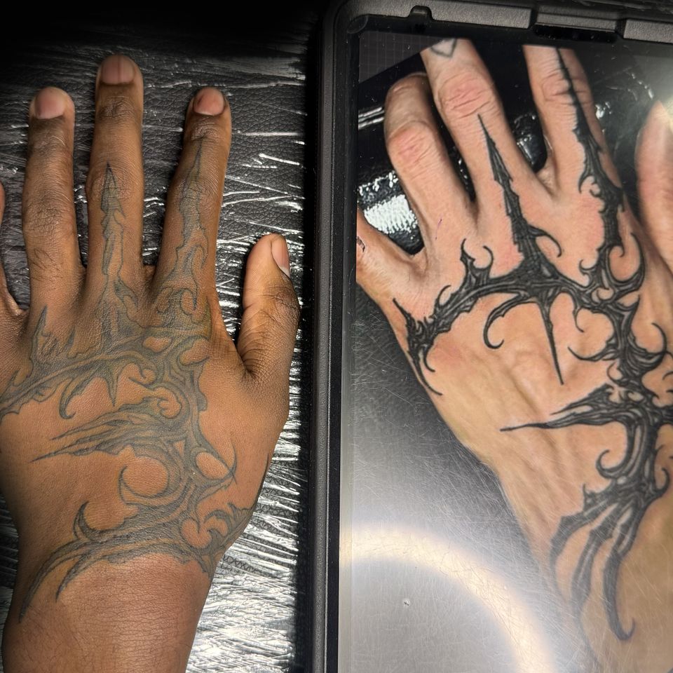 Tech twisted branches