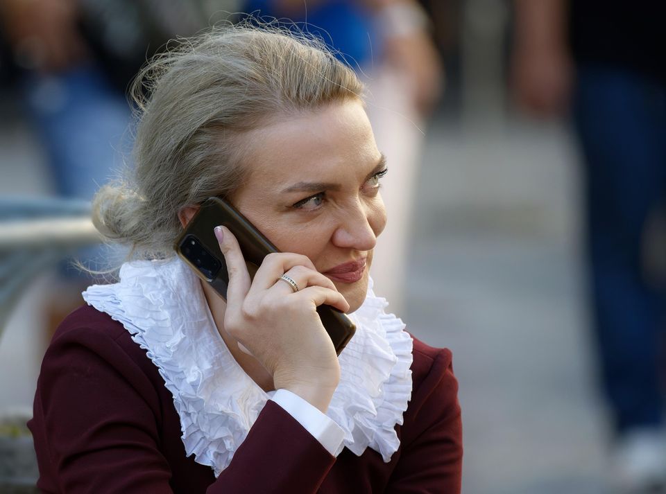 Woman ga2513ebd9 1920