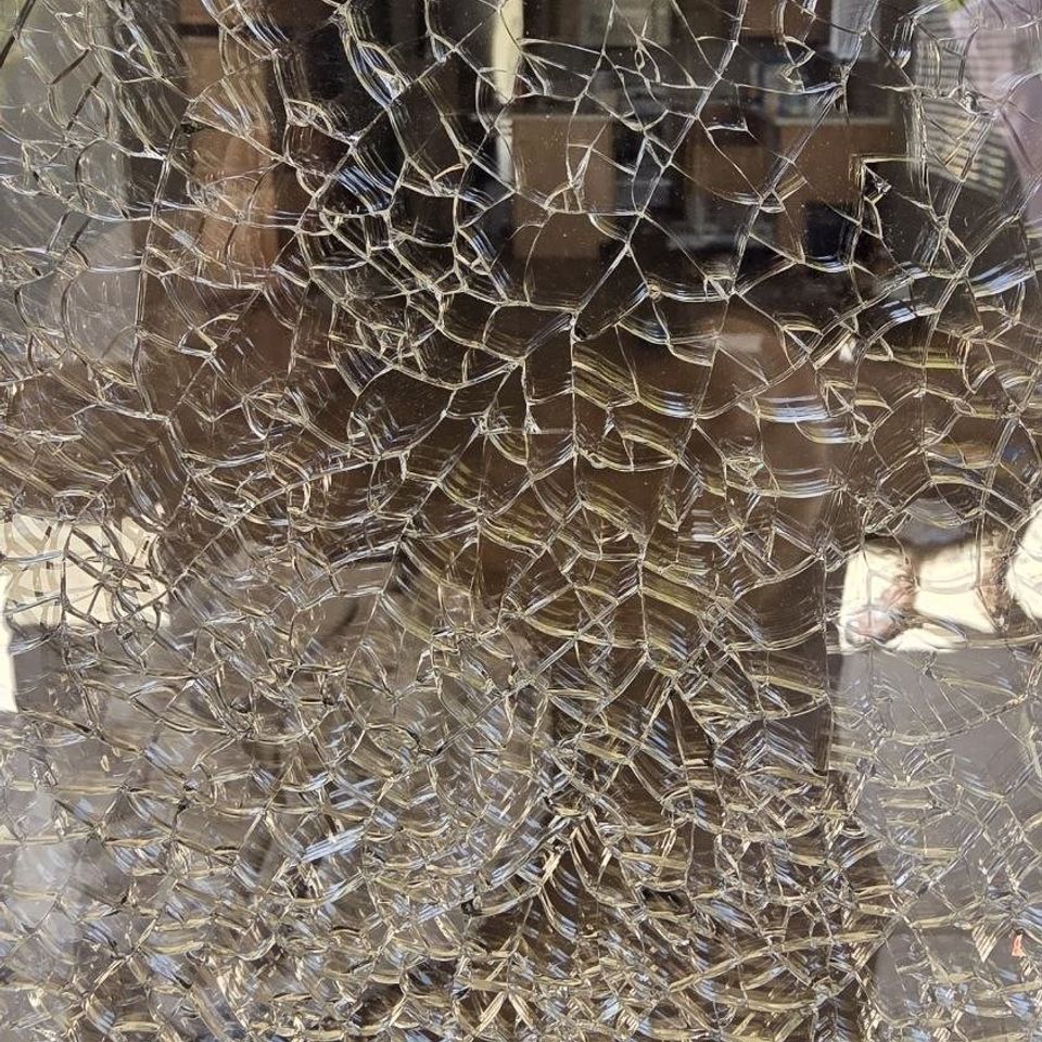• sliding door glass replacement