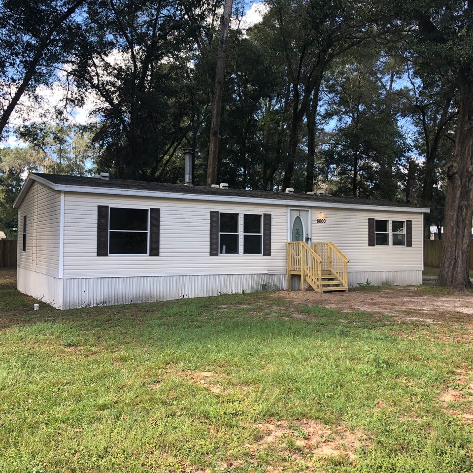 8600 front left